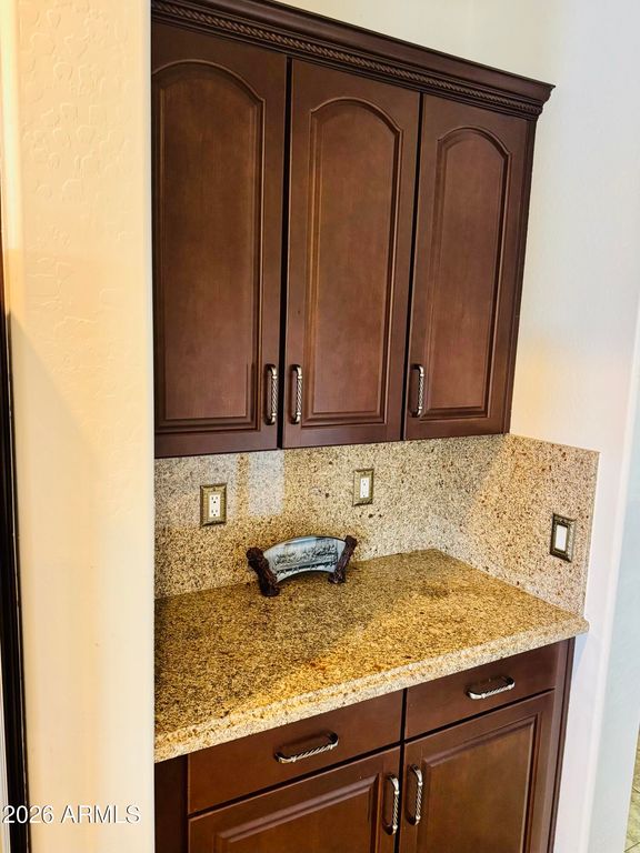 Image 20 of property listing at 40636 W PARKHILL Drive, Maricopa, AZ 85138