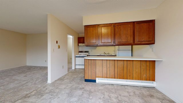 46 Twin Oaks Terrace, South Burlington, VT 05403