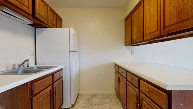 46 Twin Oaks Terrace, South Burlington, VT 05403