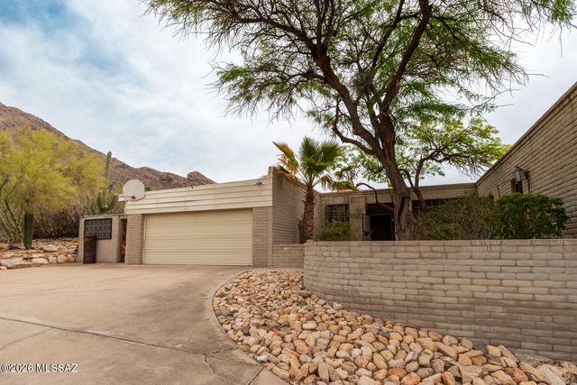 4601 E Coronado Drive, Tucson, AZ 85718