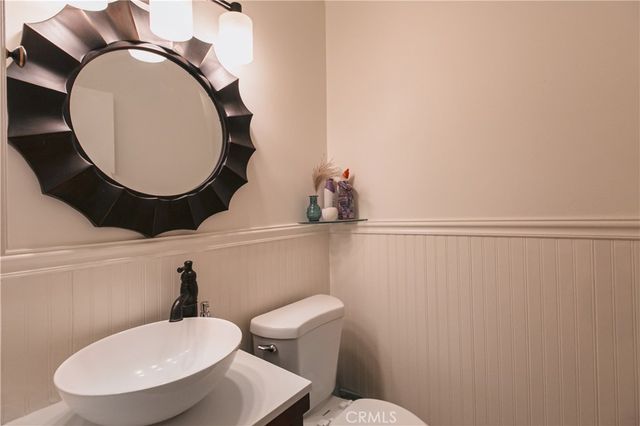 19052 Hamlin Street 3, Reseda, CA 91335