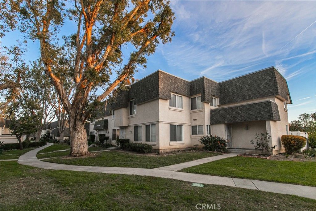 19052 Hamlin Street 3, Reseda, CA 91335