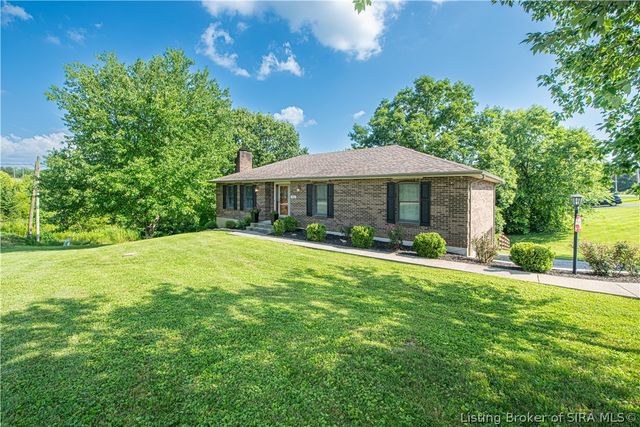 3962 N Luther Road, Floyds Knobs, IN 47119