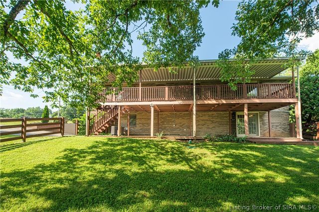 3962 N Luther Road, Floyds Knobs, IN 47119
