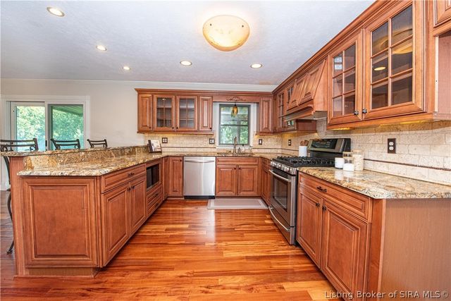 3962 N Luther Road, Floyds Knobs, IN 47119