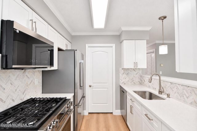 911 Waters Edge Drive 911, Toms River, NJ 08753