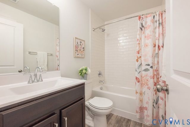 9808 Union Jack Pl, Ridge Branch, VA 23233