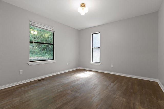 2500 Campbell Street, Chattanooga, TN 37406