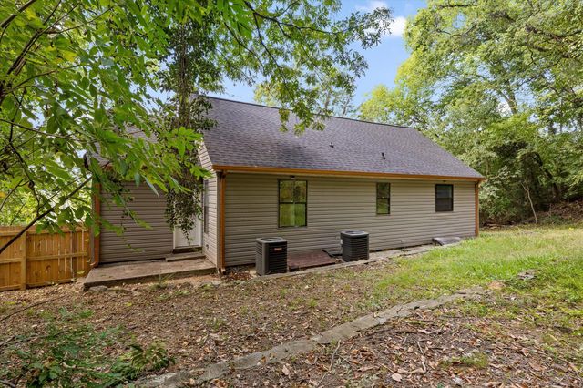 2500 Campbell Street, Chattanooga, TN 37406