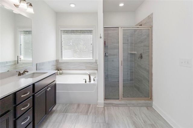 5437 Maple Grove Lane, Flowery Branch, GA 30542