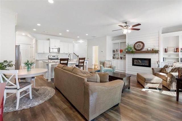 5437 Maple Grove Lane, Flowery Branch, GA 30542