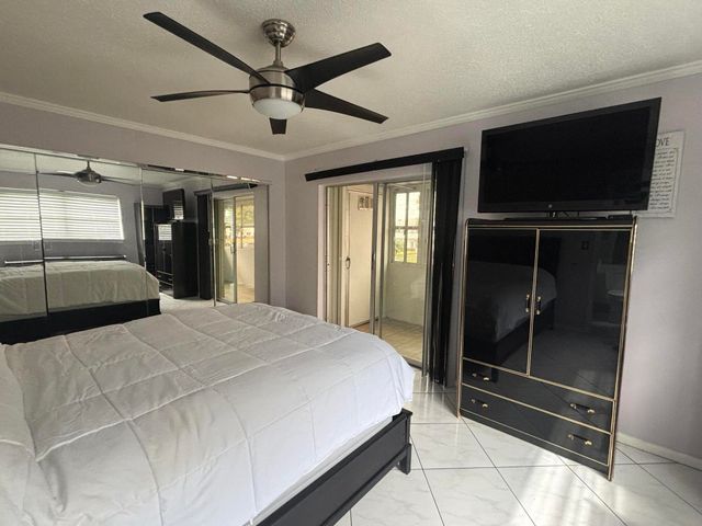 81 Windsor D, West Palm Beach, FL 33417