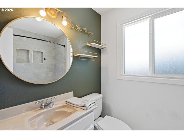 4301 Ne 60TH St, Vancouver, WA 98661