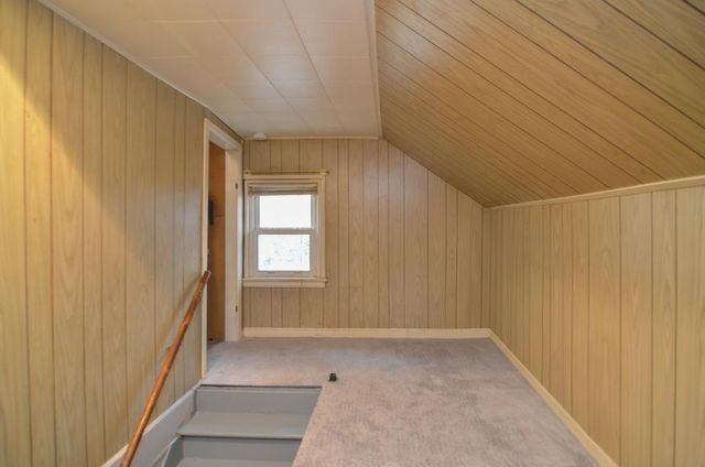 1076 MAYER STREET, Menasha, WI 54952