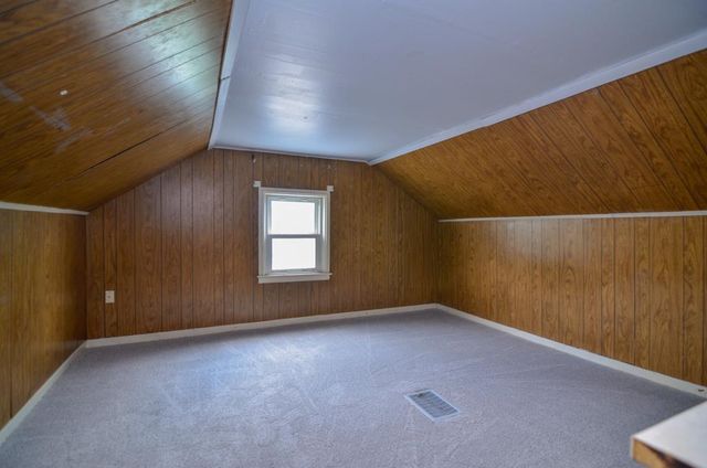 1076 MAYER STREET, Menasha, WI 54952