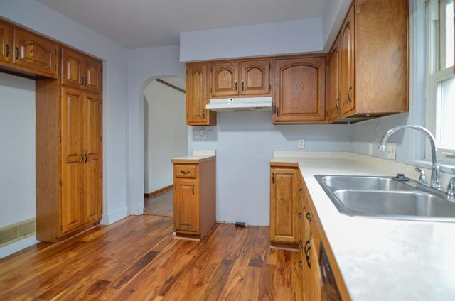 1076 MAYER STREET, Menasha, WI 54952