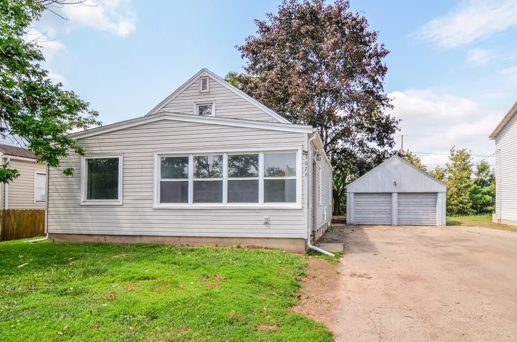 1076 MAYER STREET, Menasha, WI 54952