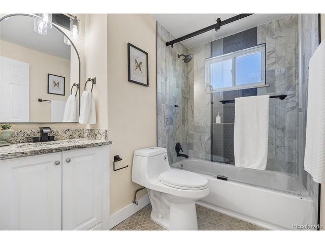 975 E 7th Ave, Broomfield, CO 80020