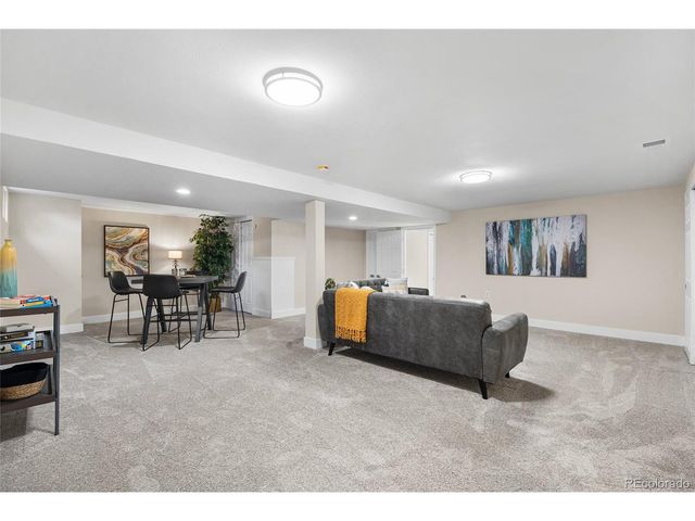 975 E 7th Ave, Broomfield, CO 80020