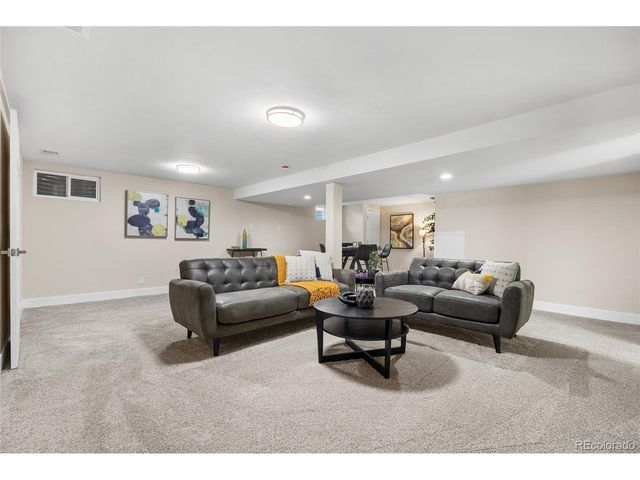 975 E 7th Ave, Broomfield, CO 80020
