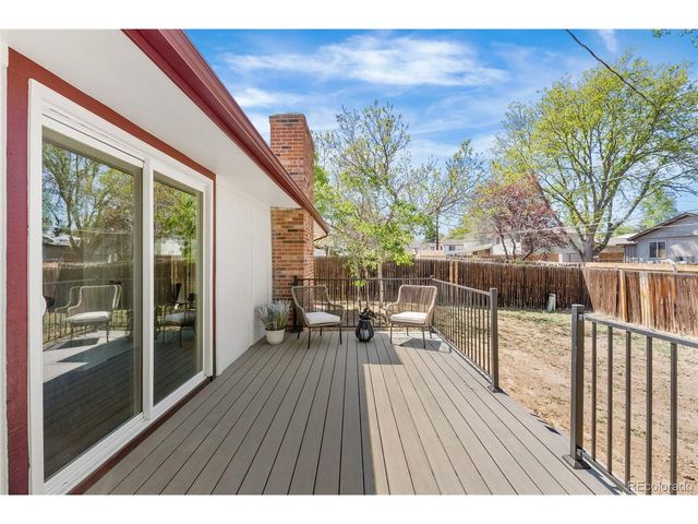 975 E 7th Ave, Broomfield, CO 80020