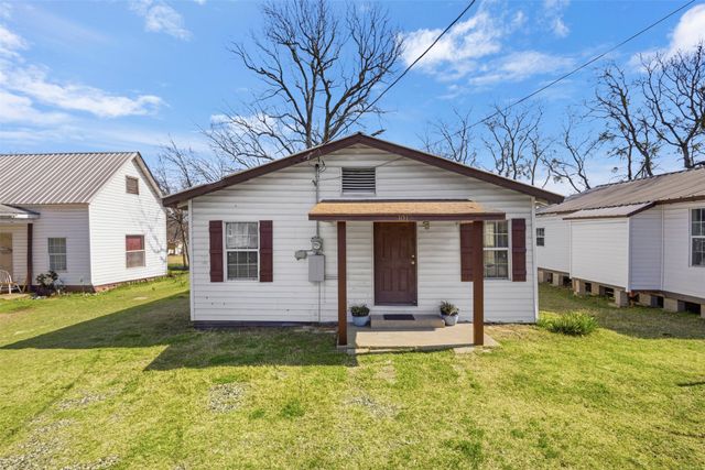 1017 South 15th, Corsicana, TX 75110