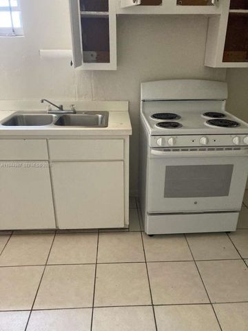 18815 NW 33rd Ct, Miami Gardens, FL 33056