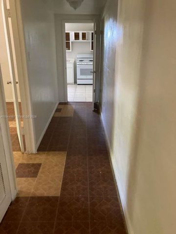 18815 NW 33rd Ct, Miami Gardens, FL 33056