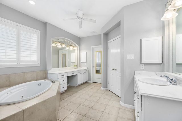 3007 Knight Lane, Baytown, TX 77521