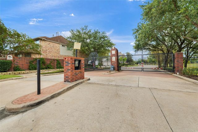 3007 Knight Lane, Baytown, TX 77521