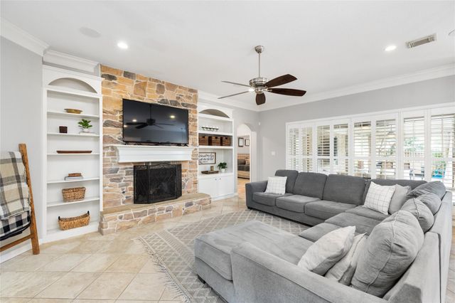3007 Knight Lane, Baytown, TX 77521