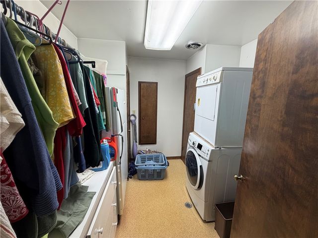 149 Chess, Monongahela, PA 15063