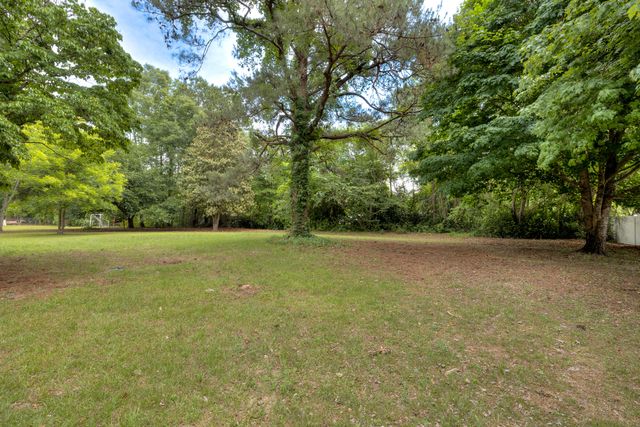 2001 Beckwood Road, Sumter, SC 29153