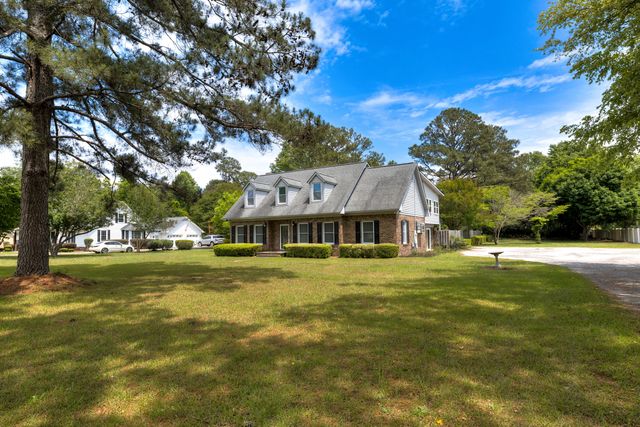 2001 Beckwood Road, Sumter, SC 29153