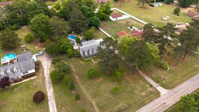 2001 Beckwood Road, Sumter, SC 29153