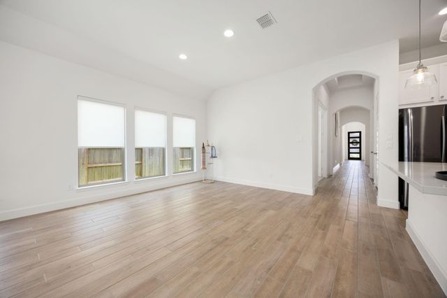 8835 Harbor Pines Drive, Cypress, TX 77433