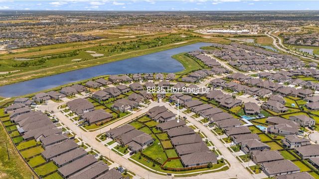 8835 Harbor Pines Drive, Cypress, TX 77433