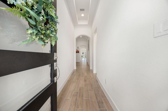 8835 Harbor Pines Drive, Cypress, TX 77433