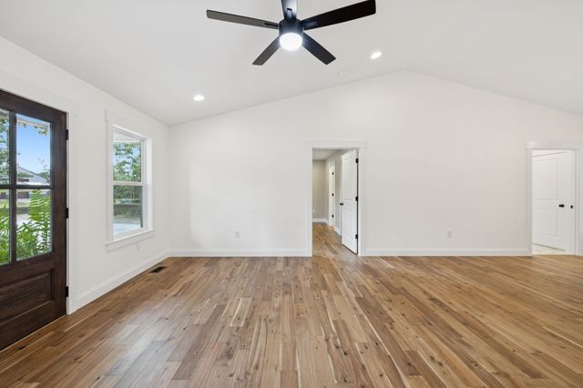 116 Boyd Ln, Hohenwald, TN 38462