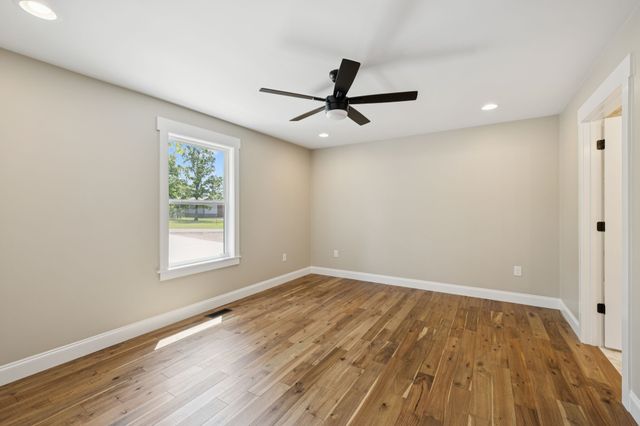 116 Boyd Ln, Hohenwald, TN 38462