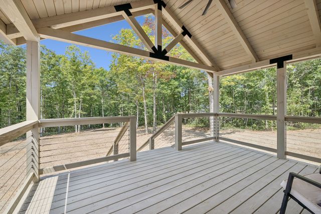 116 Boyd Ln, Hohenwald, TN 38462