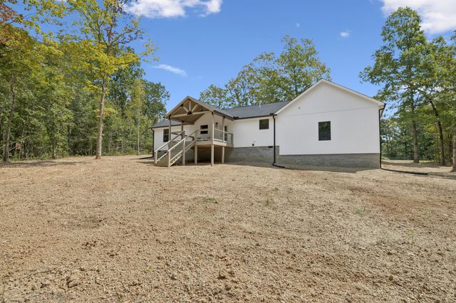 116 Boyd Ln, Hohenwald, TN 38462