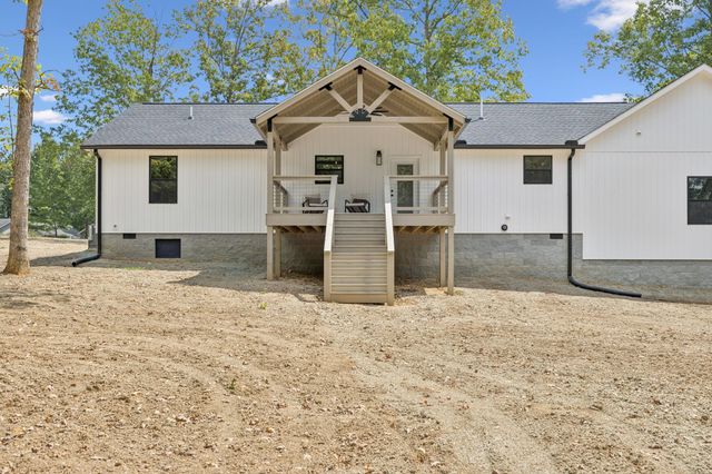 116 Boyd Ln, Hohenwald, TN 38462