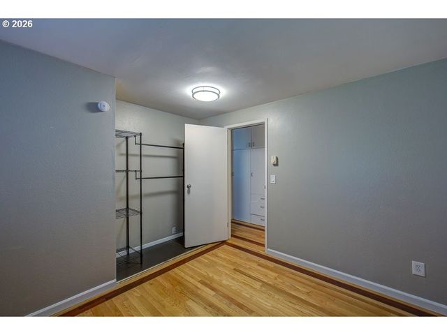 3326 Ne VIEW Ave, Gresham, OR 97030