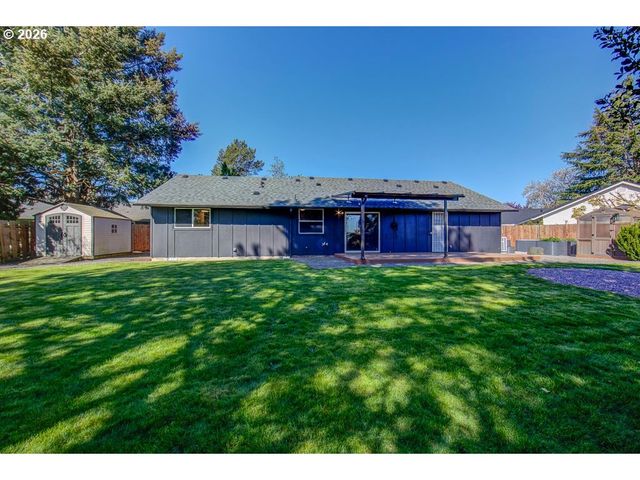 3326 Ne VIEW Ave, Gresham, OR 97030