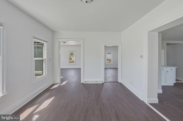 1752 MAIN ST, Port Norris, NJ 08349