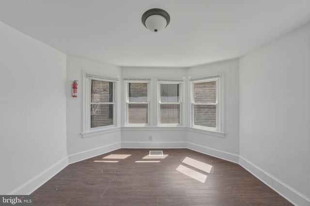 1752 MAIN ST, Port Norris, NJ 08349