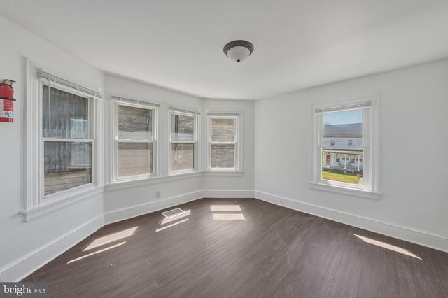 1752 MAIN ST, Port Norris, NJ 08349