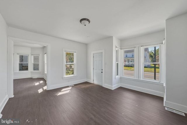 1752 MAIN ST, Port Norris, NJ 08349