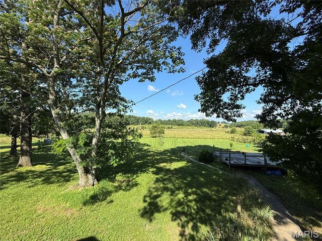 3605 County Road 6760, West Plains, MO 65775